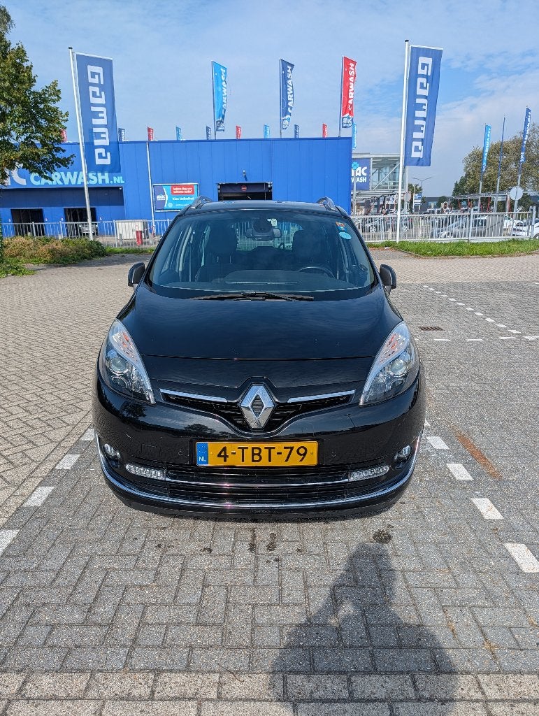Renault Grand Scénic 1.2 TCe 132 pk  Bose  APK 03-27, Auto's, Voorwielaandrijving, Dealer onderhouden, Stof, Zwart