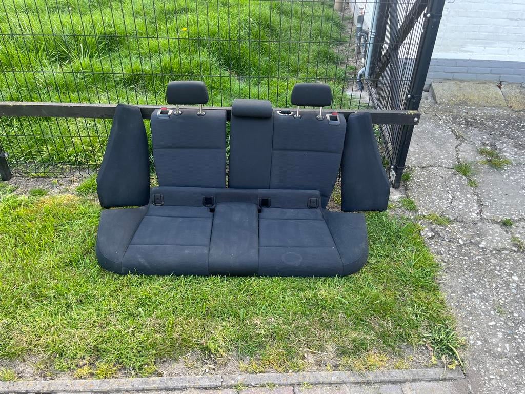 BMW 1 Serie E87 achterbank 118i 2010 – €100, Auto-onderdelen, Interieur en Bekleding, Ophalen, BMW