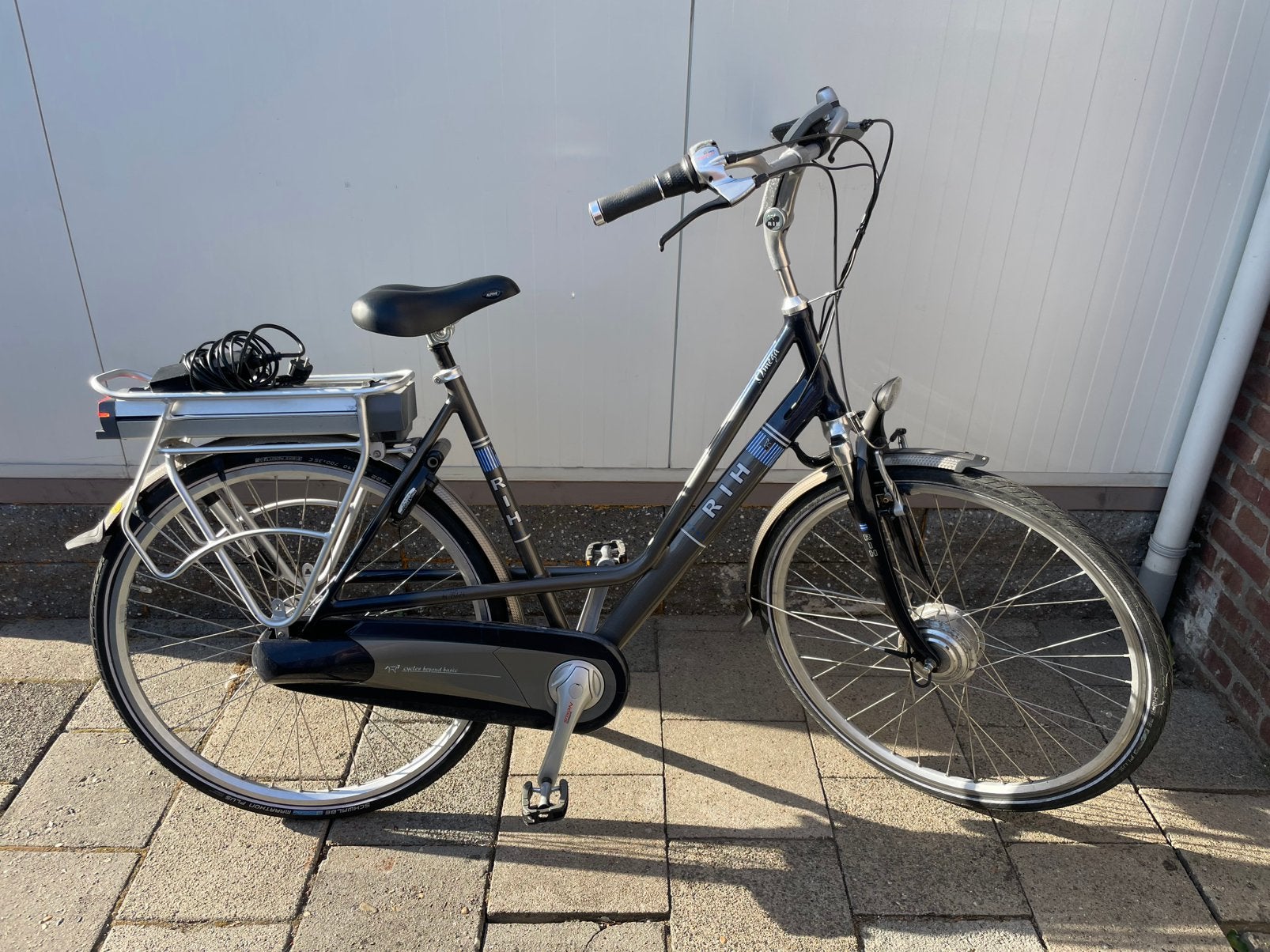 RIH Omega e-bike Elektrische Damesfiets, Minder dan 30 km per accu, Zo goed als nieuw, 55 tot 59 cm, Ophalen