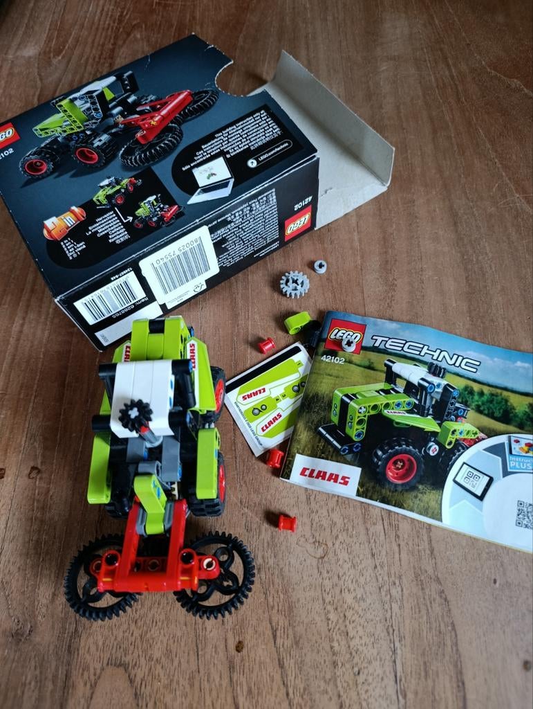 Lego Technic 42102 Mini CLAAS XERION, Compleet, Lego, Ophalen of Verzenden, Zo goed als nieuw