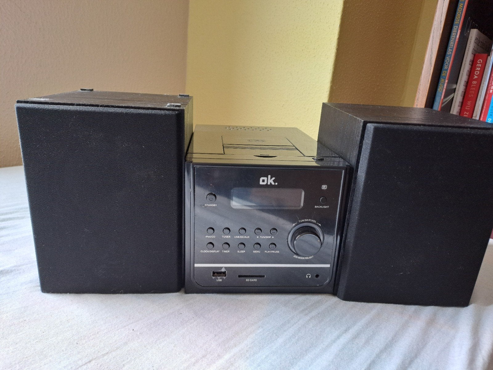 OK. CD speler met 2 losse speakers, Ophalen, Overige merken