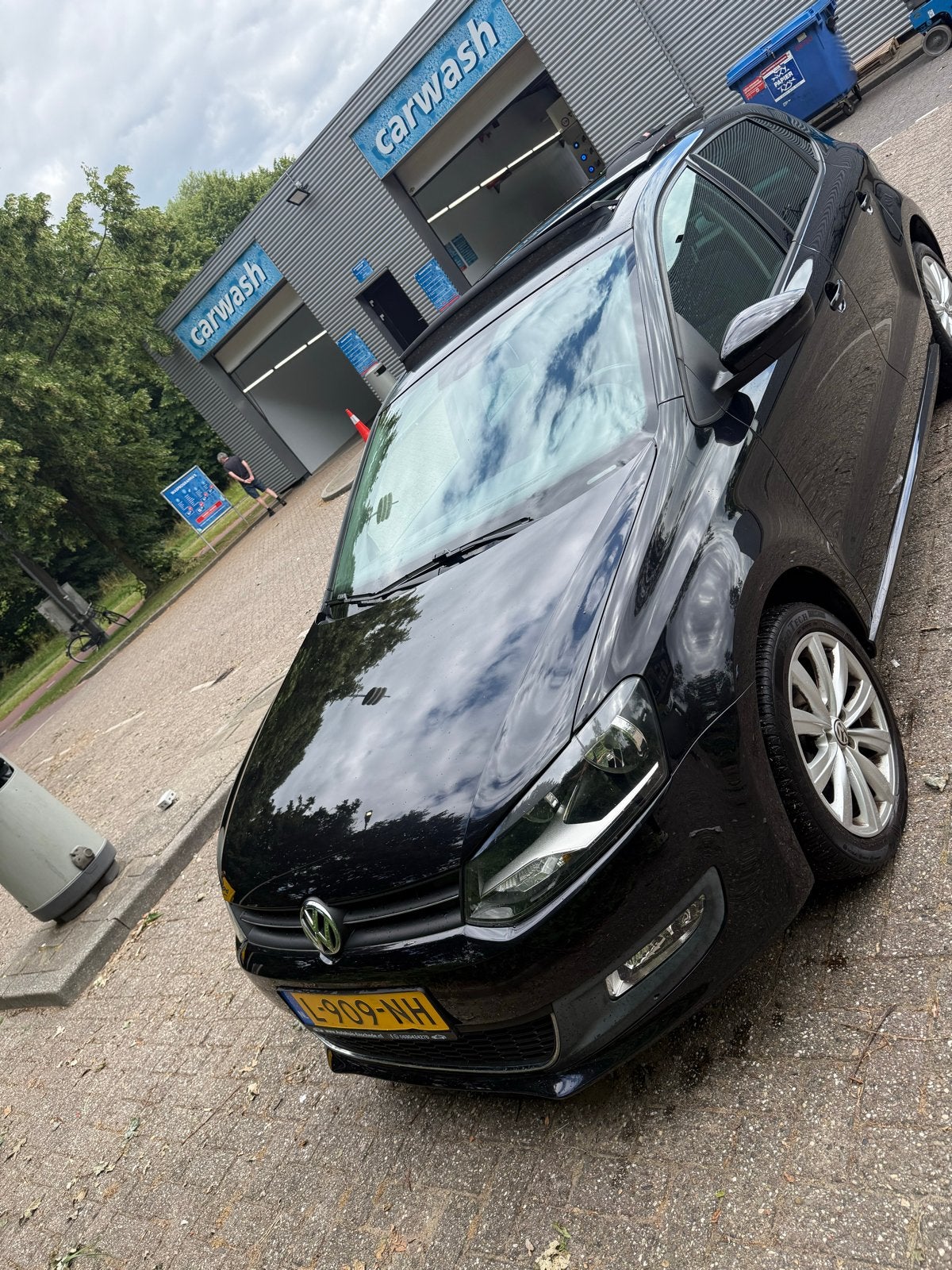 Volkswagen Polo 1.4 16V FSI 63KW 2011 Zwart Panoramadak, Auto's, Voorwielaandrijving, Stof, 40 €/maand, Zwart