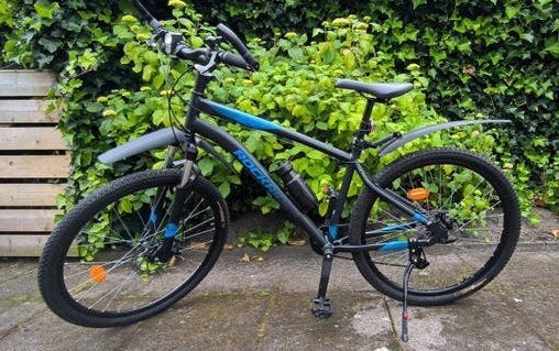 B'twin Rockrider ST120 Mountainbike met accessoires, 57 cm of meer, Hardtail, Heren, Zo goed als nieuw