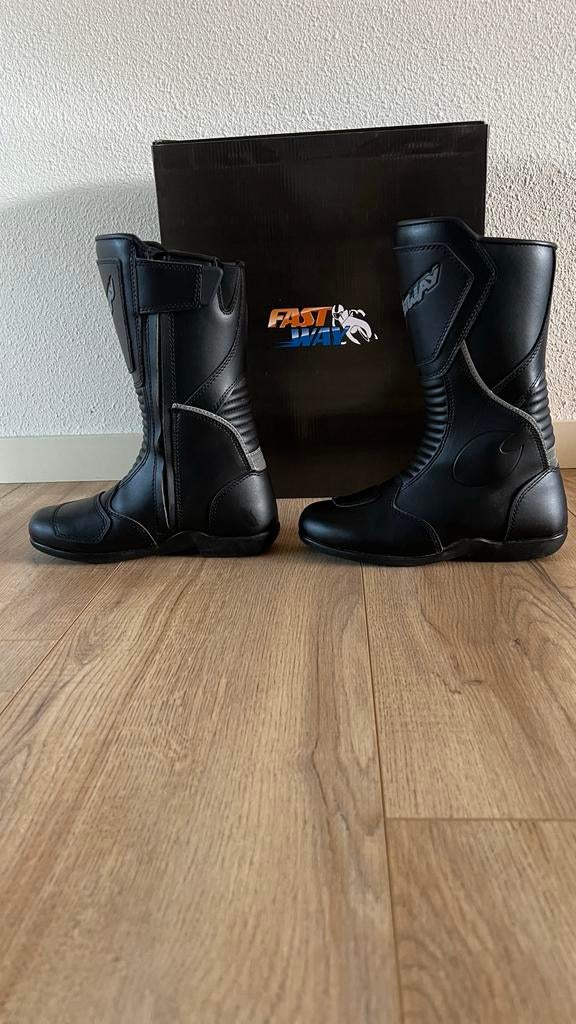Fastway FTS-1 Motorlaarzen Maat 39 zgan in doos, Ophalen, Nieuw met kaartje, Kinderen, Laarzen