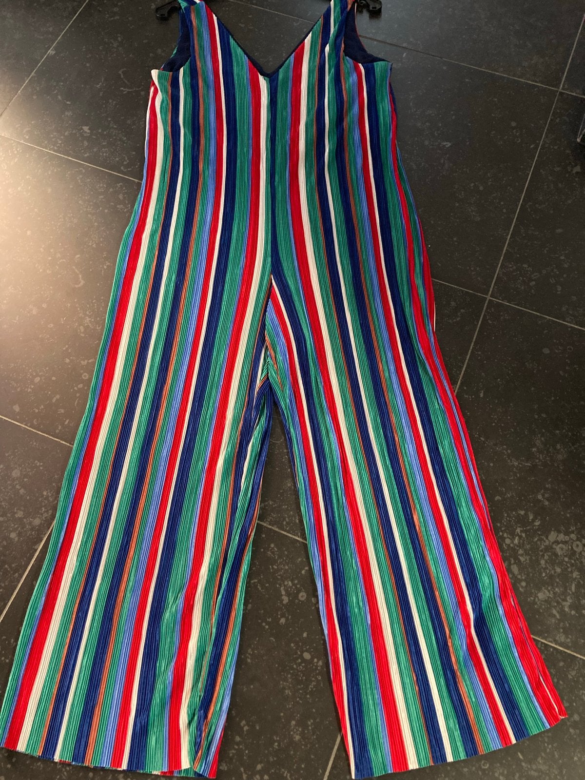 Bershka gestreepte jumpsuit - Maat S, Ophalen of Verzenden, Zo goed als nieuw, Maat 36 (S), Overige kleuren