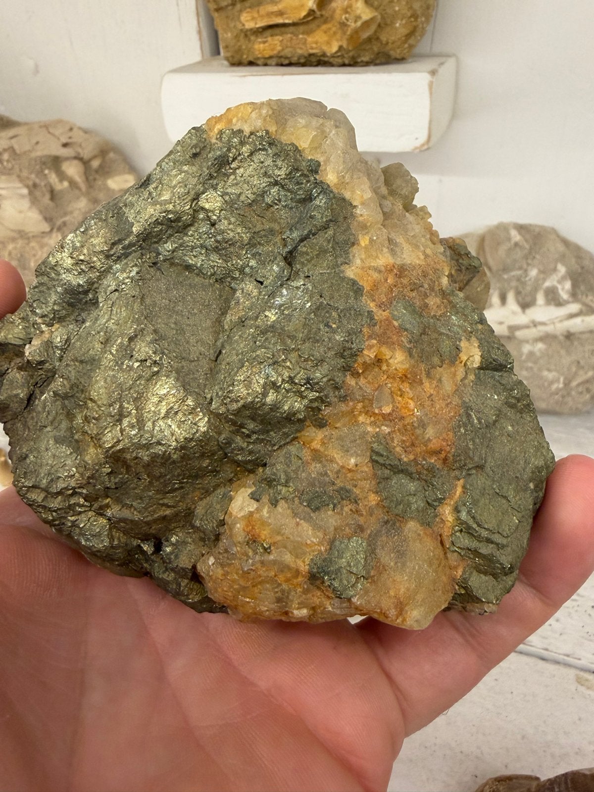 Grote Pyriet en Kwarts Mineraal, Ophalen of Verzenden, Mineraal