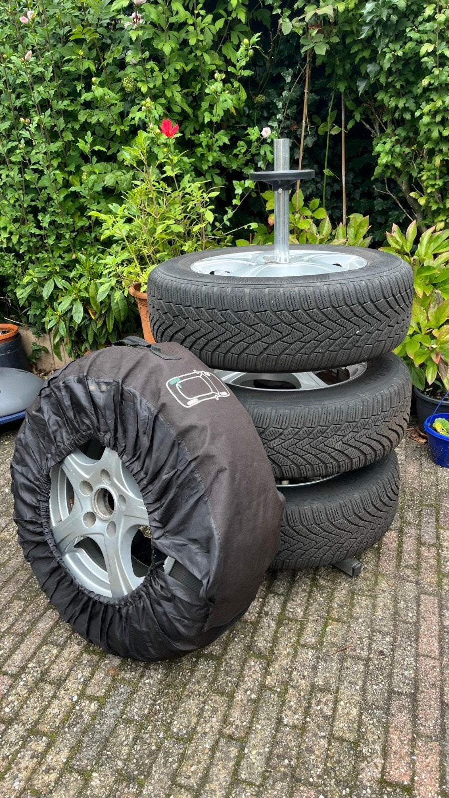 Continental Winterbanden 195/65 R15 op velg, Auto-onderdelen, Ophalen, Gebruikt, 15 inch, Banden en Velgen