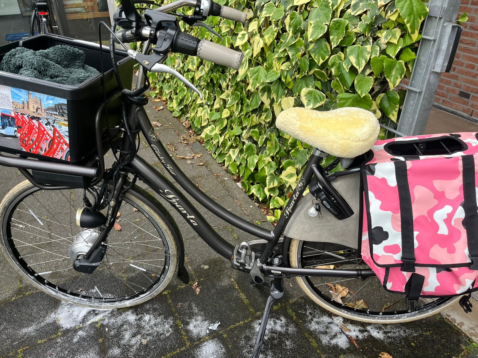 Sparta fiets kleur bruin  ziet er goed uit, Ophalen, Gebruikt