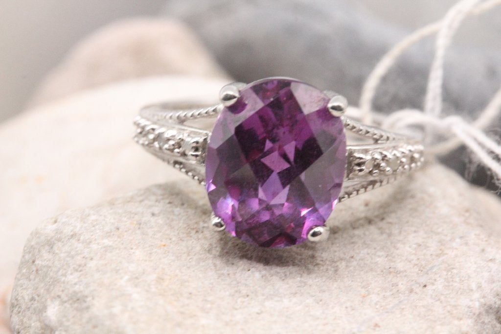 ring sterling zilver alexandriet  en  briljant steentjes, Nieuw, Ophalen of Verzenden, Kleiner dan 17, Met edelsteen