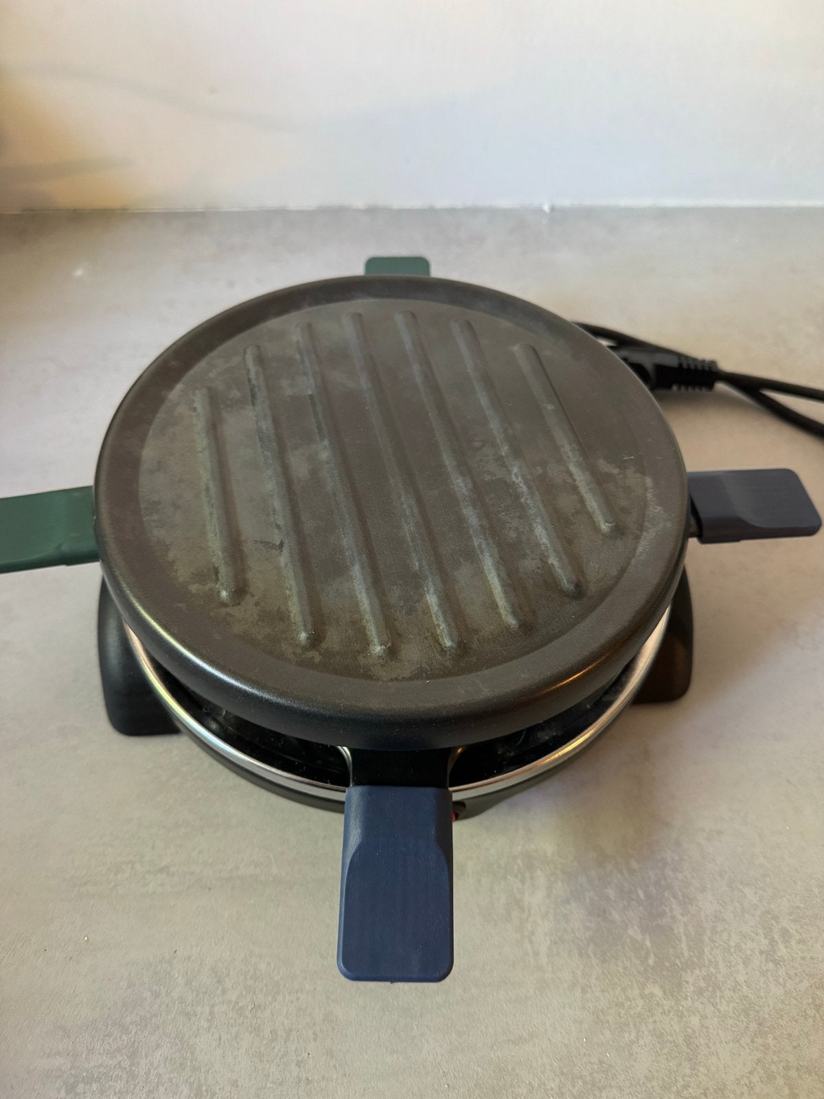 Nieuw! Compacte raclette grill - voor gezellige avonden, Ophalen of Verzenden, Nieuw, Minder dan 4 personen