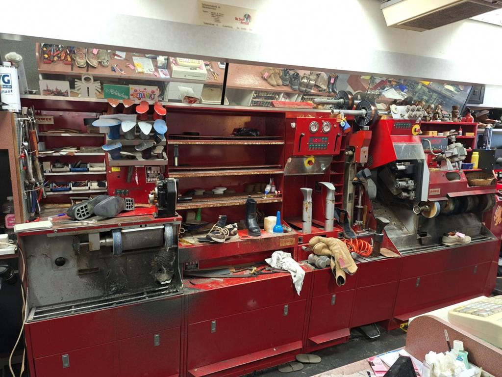 Professionele Schoenreparatiemachine van het merk POWER, Doe-het-zelf en Verbouw, Ophalen, Gebruikt, Metaaldraaibank