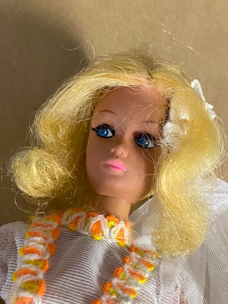 Vintage clone Barbie pop 80 s met beweegbare ledematen, Verzamelen, Poppen, Ophalen of Verzenden, Pop