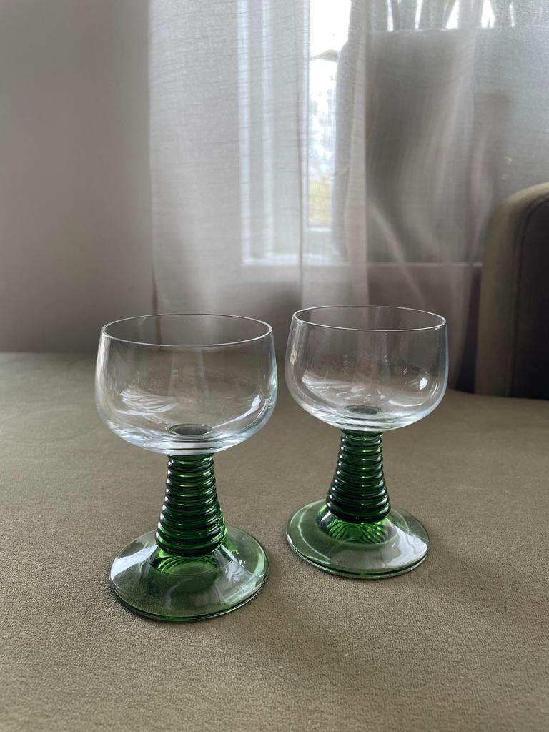 Vintage retro borrel wijn glazen - groen voet - 2 stuks, Ophalen, Gebruikt, Overige typen