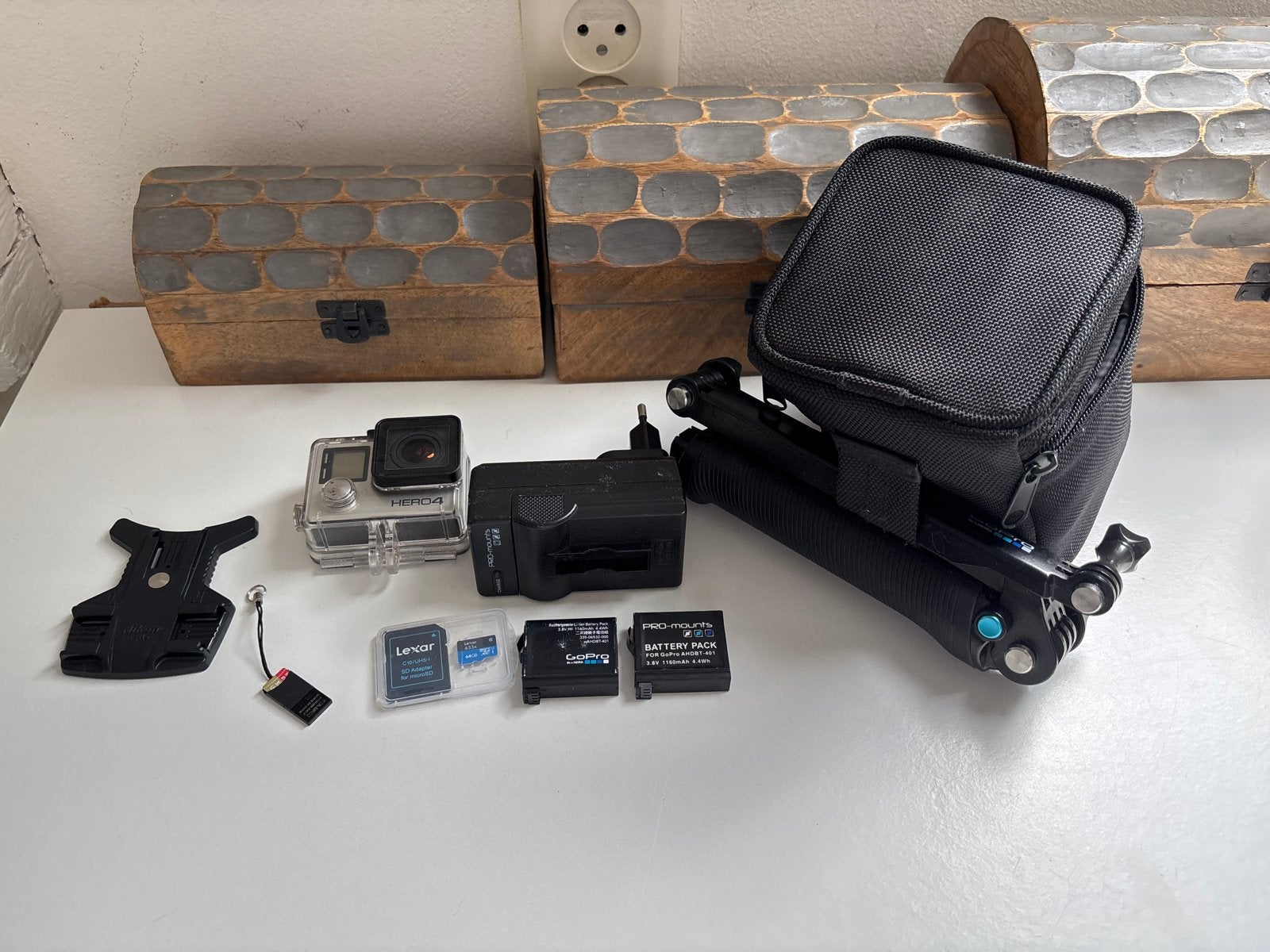 GoPro Hero 4 met accessoires en extra batterijen, Verzenden, Gebruikt, GoPro