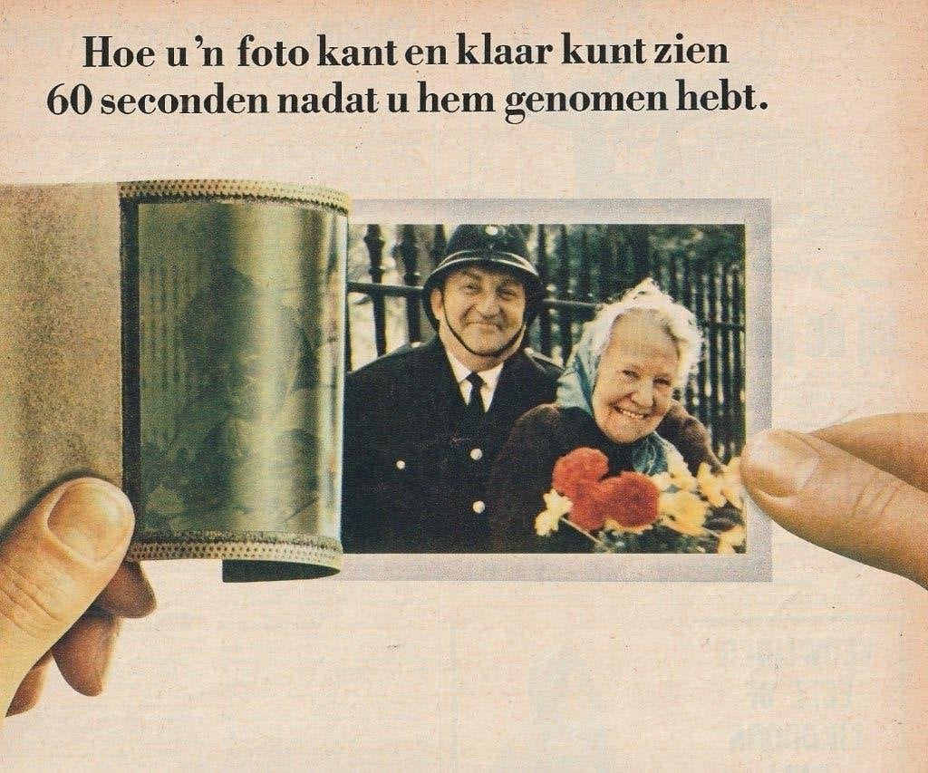 Retro reclame 1966 Polaroid camera vrouw met Bobby, Verzenden, Overige typen