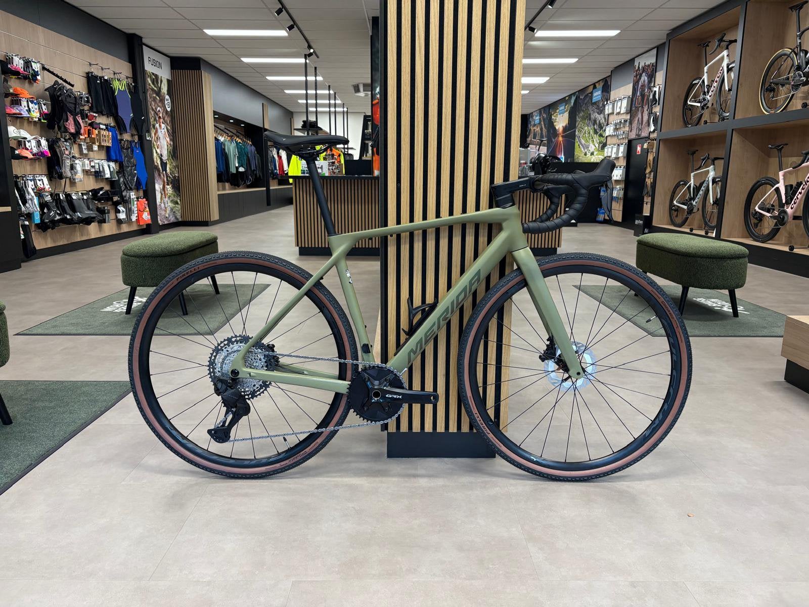 Gravelbike Merida Mission 4000 met upgrades, 28 inch, ...., Carbon, ........