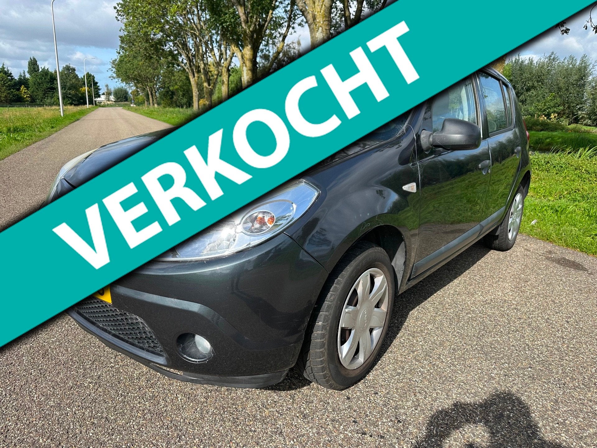 Dacia Sandero 1.2 Aniversare|airco|rijdt goed|nap|, Auto's, Voorwielaandrijving, Euro 5, Stof, Gebruikt