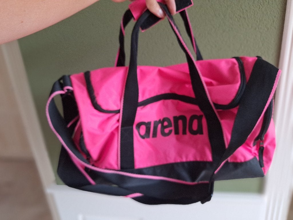 Arena Spiky 2 Duffle Bag Water Proof Small Size 44x22x25cm, Sieraden, Tassen en Uiterlijk, Verzenden, Gebruikt, Unisex volwassen