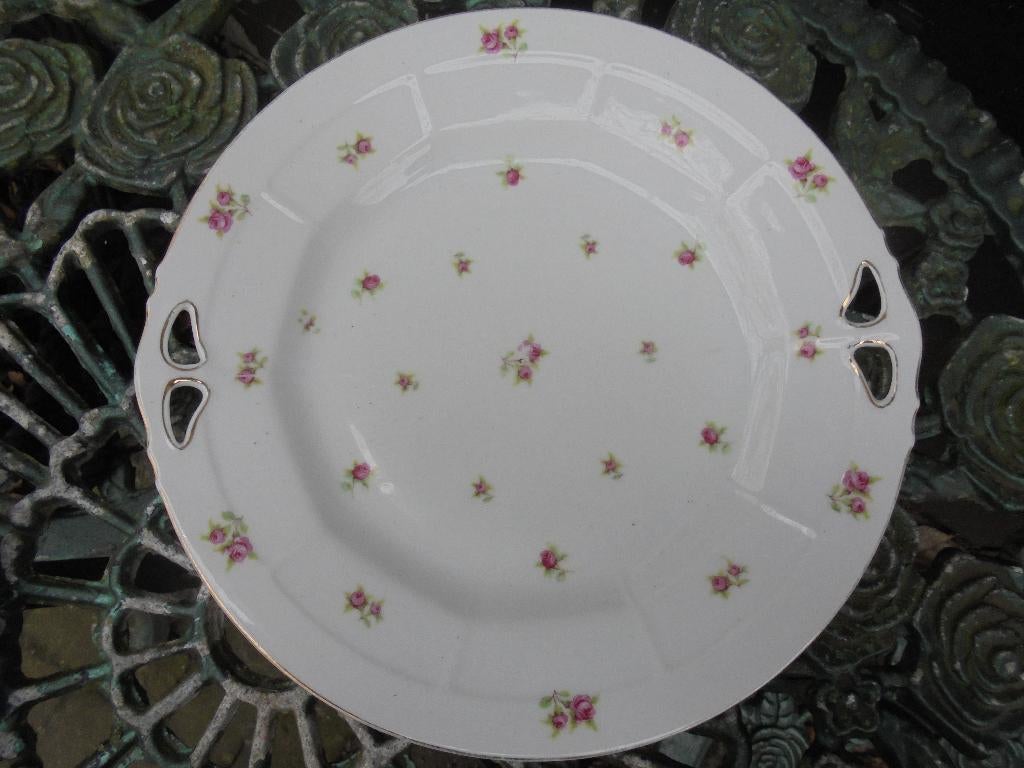 Gebakschaal Victoria Czechoslovakia met roze roosjes, Ophalen of Verzenden