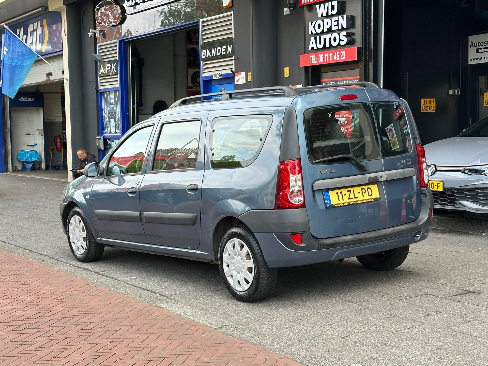 Dacia Logan MCV 1.6 Ambiance 7 Persoons, Auto's, Dacia, Stof, Gebruikt, 4 cilinders, 7 stoelen