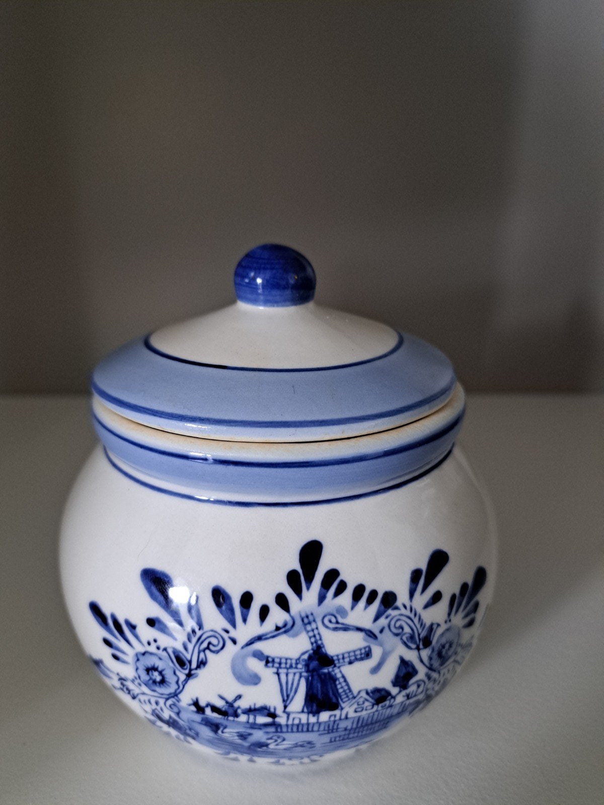 Suikerpotje van Delfts blauw, Ophalen