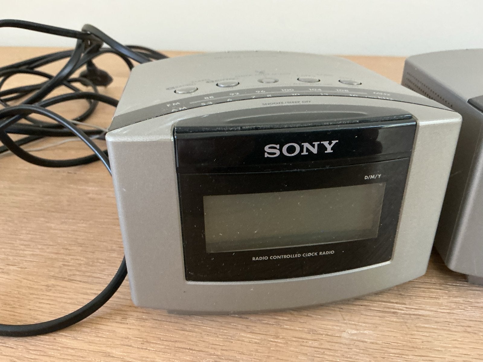 Sony Dream Machine Wekkerradio - Set van 2, Ophalen of Verzenden, Gebruikt, Radio