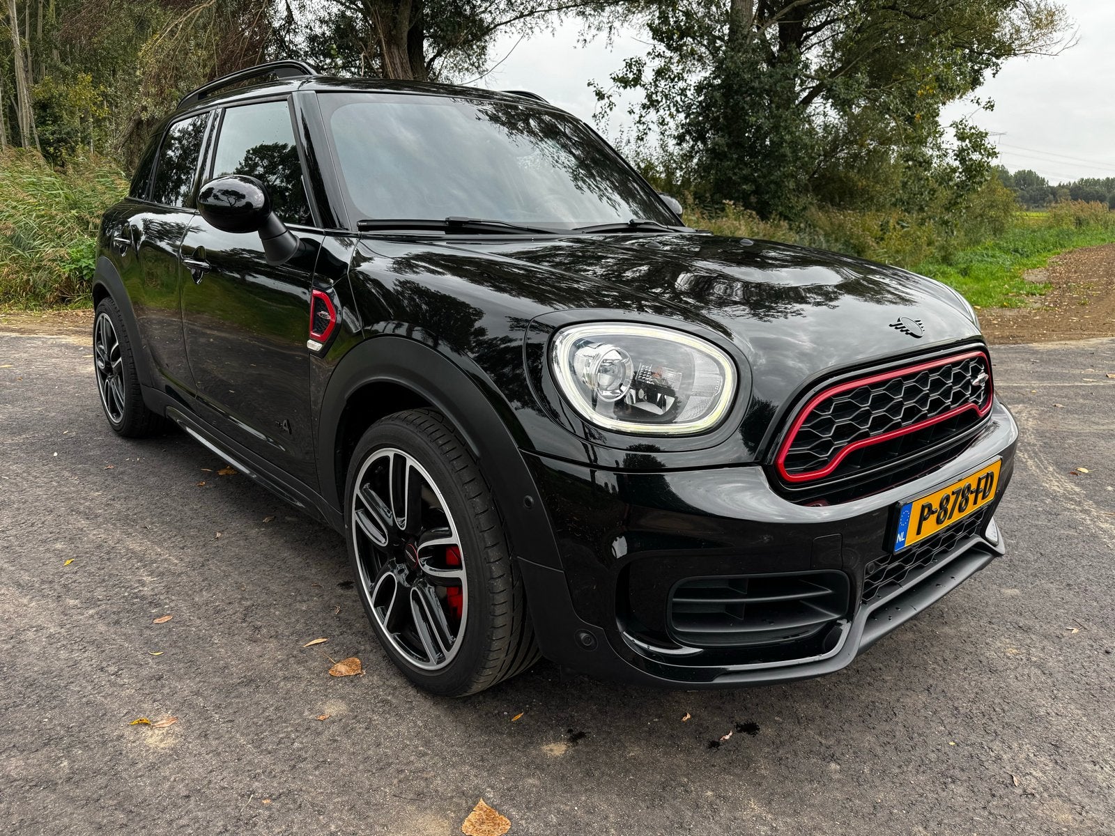 Mini Countryman JCW 231pk All4 Aut. ACC Pano Carplay Works, Auto's, Automaat, Zwart, Zwart, Vierwielaandrijving