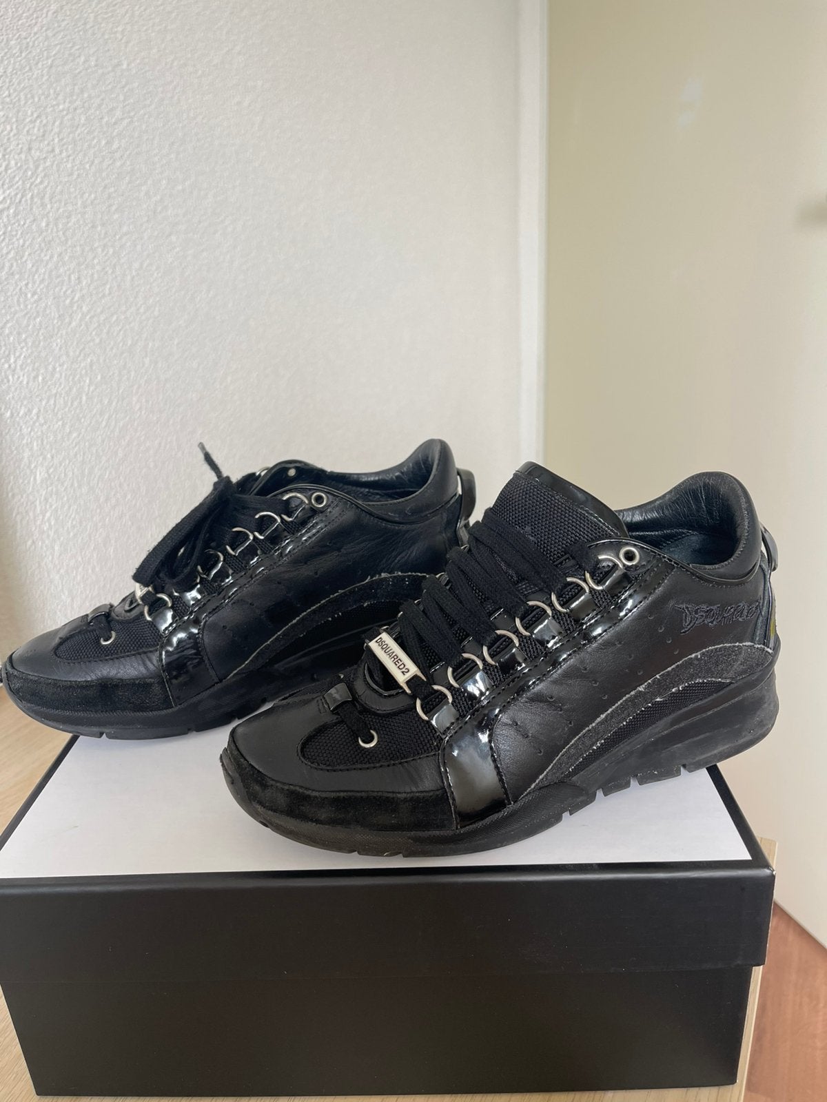 Dsquared2 dames, Zwart, Ophalen of Verzenden, Sneakers of Gympen, Zo goed als nieuw
