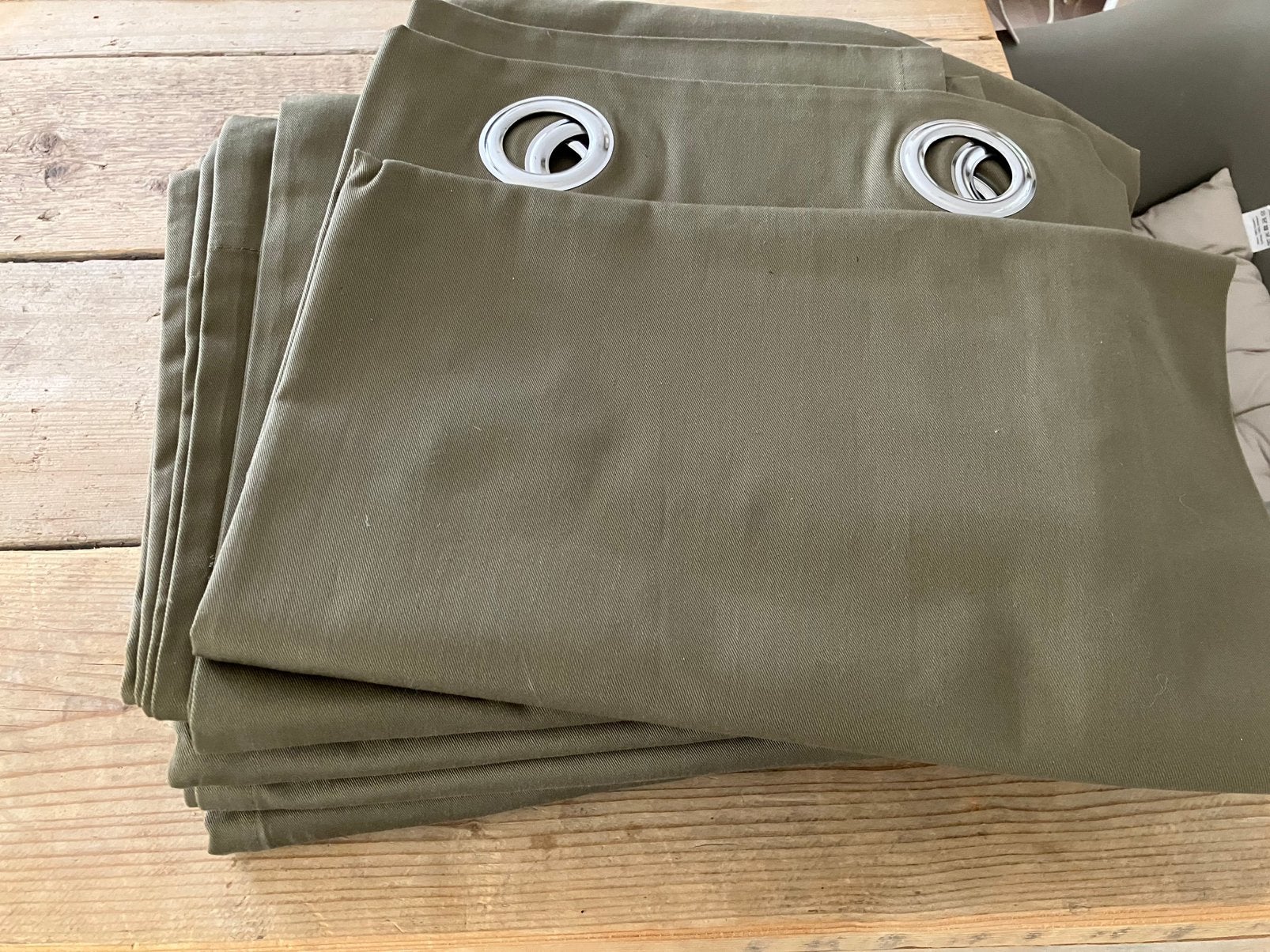 Merete Ikea Gordijnen met ringen 6 stuks taupe/ donkergroen, Met ringen, 300 cm, 145 cm, Ophalen of Verzenden