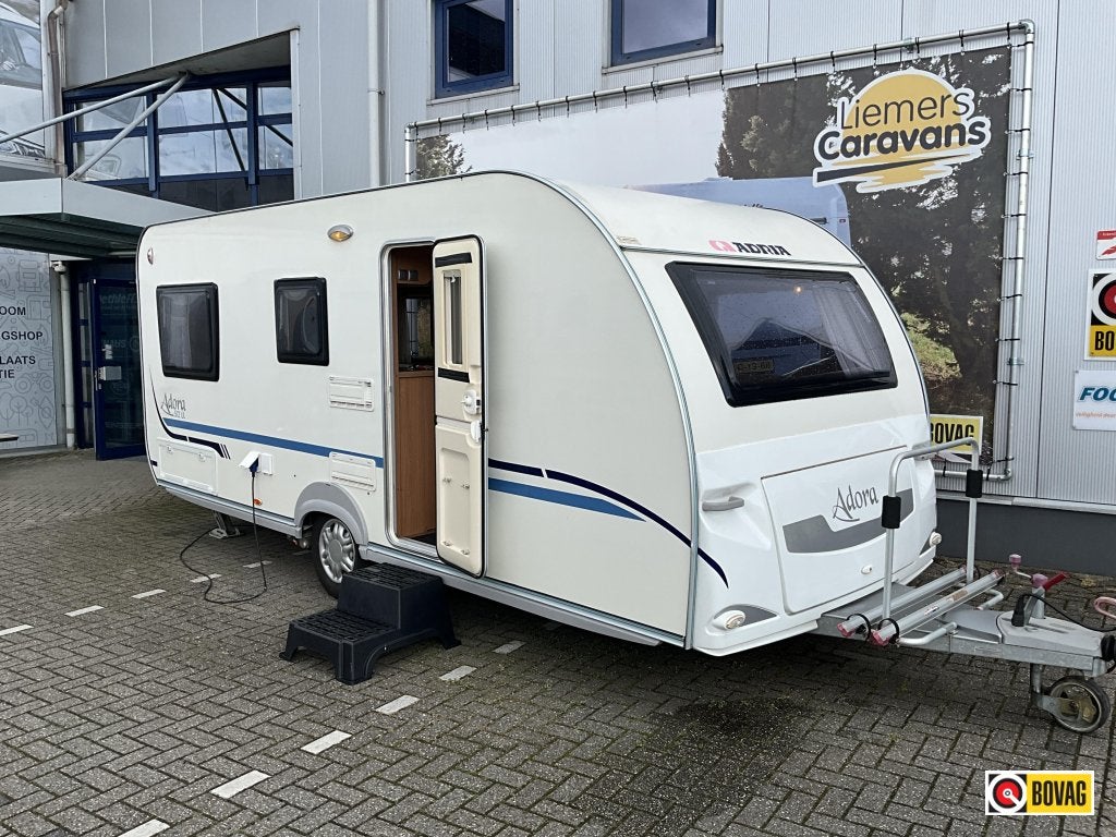 Adria Adora 512 UL ENKELE BEDDEN-MOVER, Rondzit, Bedrijf, 5 tot 6 meter, Overige typen