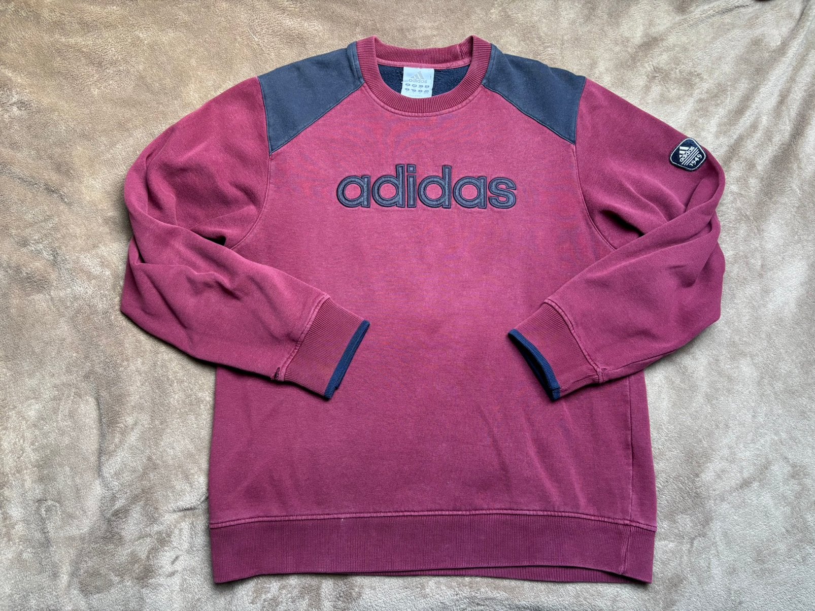 Vintage Adidas sweater, Ophalen of Verzenden, Gedragen, Overige maten, Rood