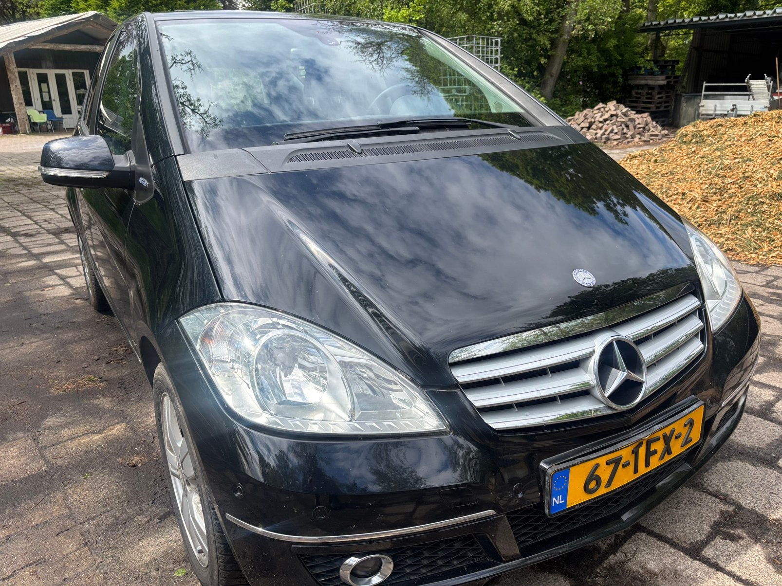 Mercedes-Benz A-Klasse 1.5 A160 5DRS 2012 Zwart, Auto's, Voorwielaandrijving, Multifunctioneel stuurwiel, Zwart, Origineel Nederlands