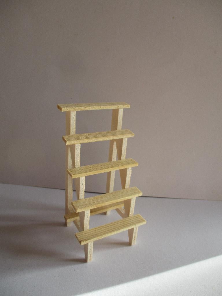 poppenhuis trap/etagère, Ophalen of Verzenden, Zo goed als nieuw, Decoratie