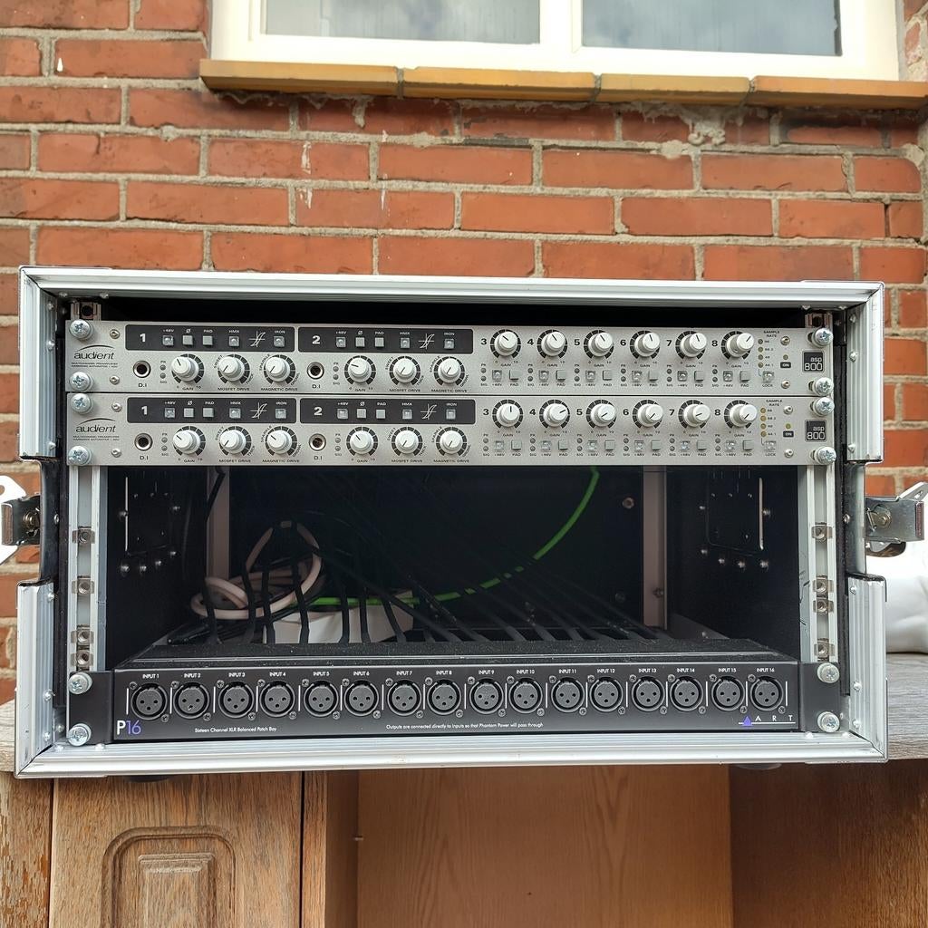 Audient ASP800 2x + ART XLR Patch + JV Flightcase, Ophalen, Zo goed als nieuw, 10 tot 20 kanalen