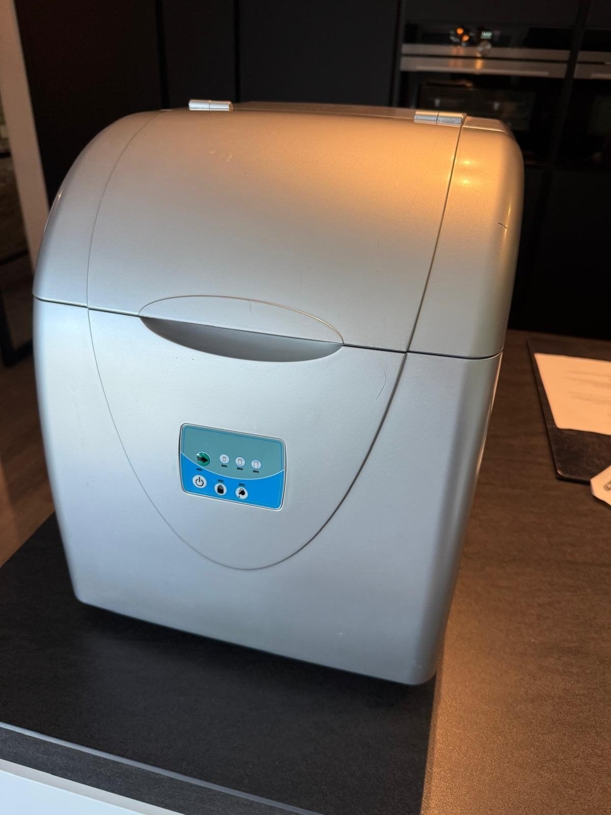 Ijsblokjesmachine - maakt 15kg/24u, Witgoed en Apparatuur, Ophalen, Zo goed als nieuw