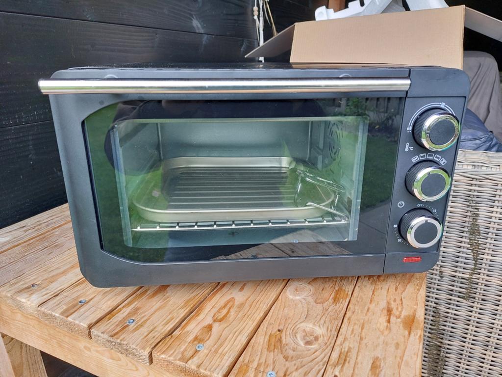 Quigg mini-oven zgan!, Witgoed en Apparatuur, Ovens, Ophalen, Zo goed als nieuw, Minder dan 45 cm, Minder dan 45 cm
