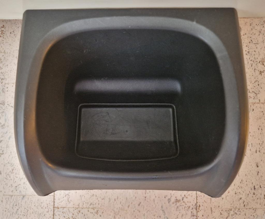 Opbergvakje voor diverse type Volvo, Auto-onderdelen, Interieur en Bekleding, Ophalen of Verzenden, Gebruikt, Volvo