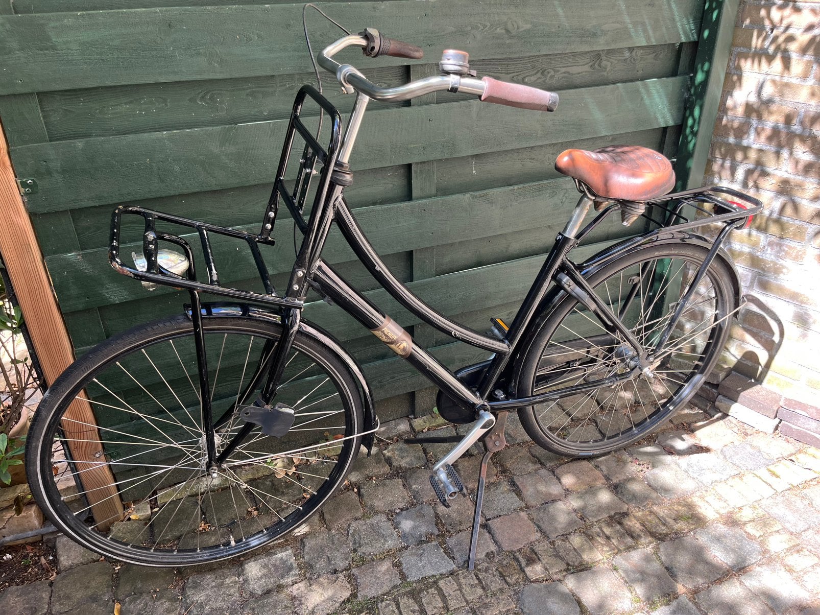 Sparta Pickup zwart opknapper, Ophalen, Gebruikt, Terugtraprem, Versnellingen