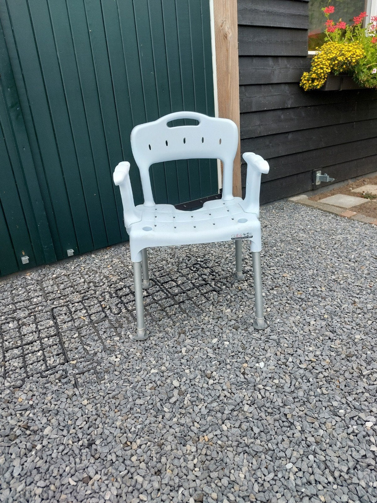 Douchestoel, Ophalen