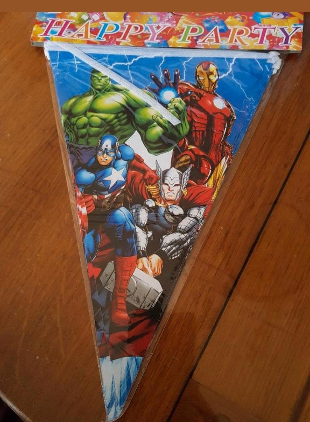 AVENGERS vlaggenlijn nr S352, Ophalen of Verzenden, Nieuw, Versiering, Verjaardag