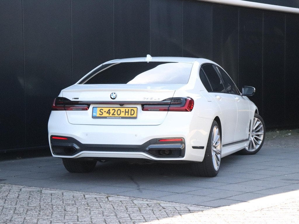 BMW 7-serie 745Le xDrive M-SPORT | LEDER | MEMORY | SCHUIFDA, Stof, Gebruikt, 394 pk, 2080 kg