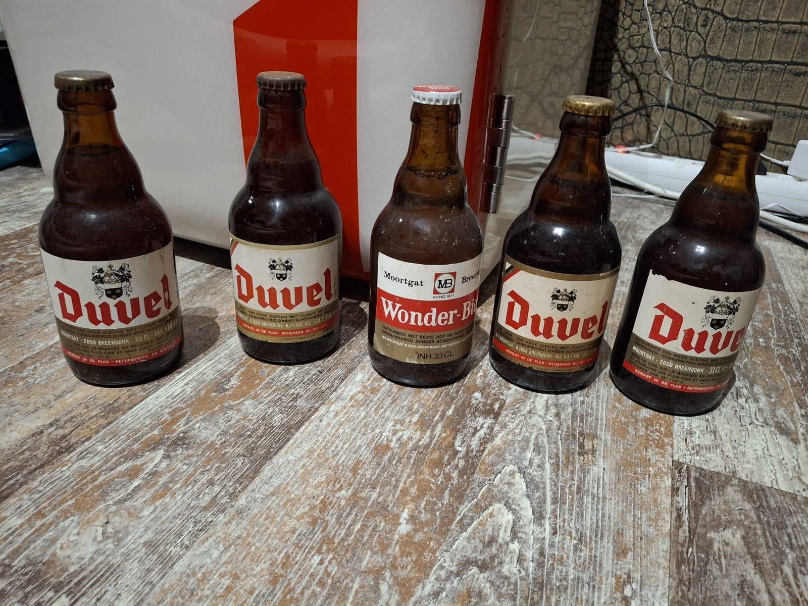 Duvel oude flesjes, Verzamelen, Ophalen of Verzenden