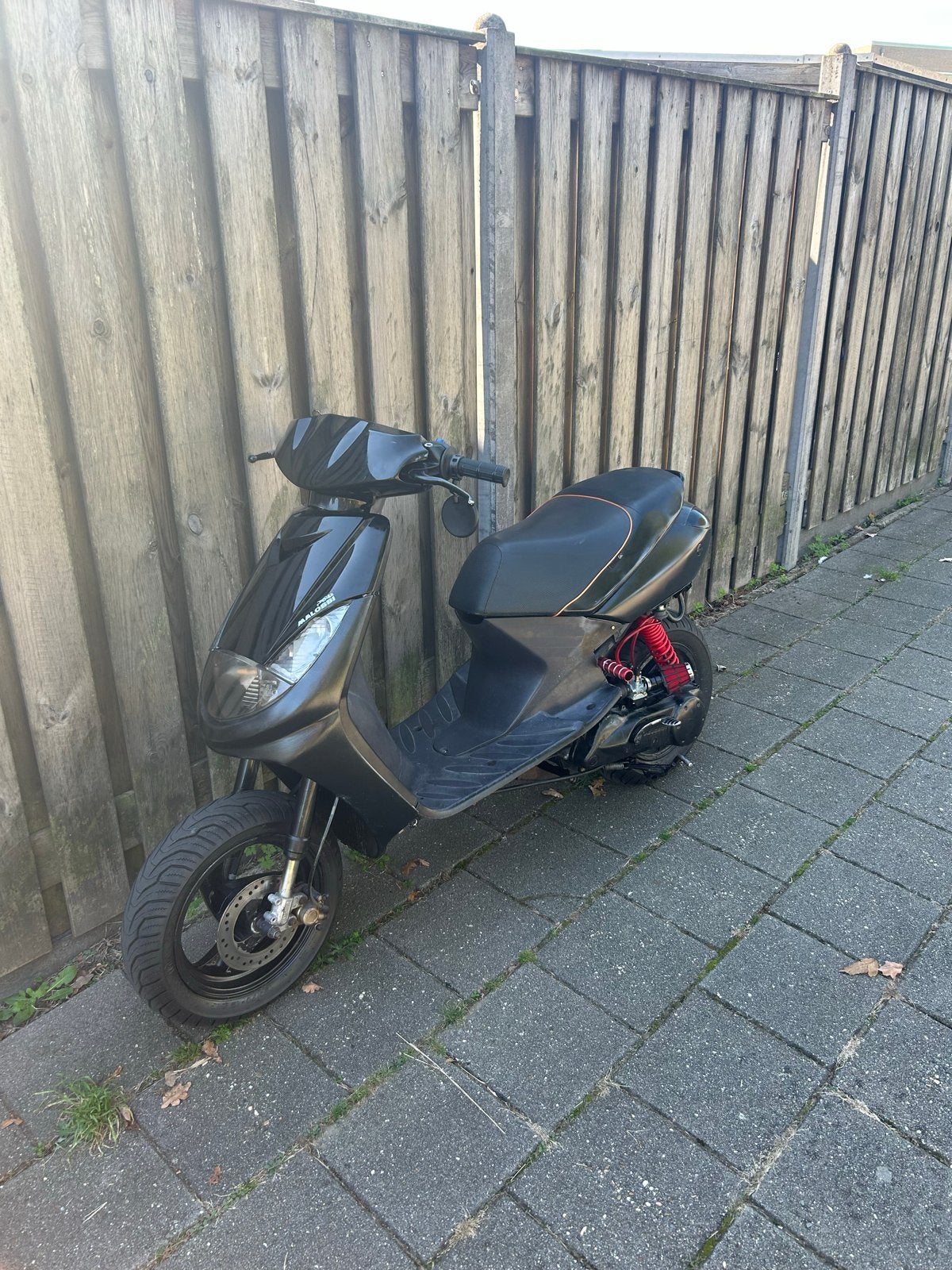 Peugeot vivacity 70cc loopt momenteel niet!!, Ophalen, Tweetakt, Gebruikt, 70 cc