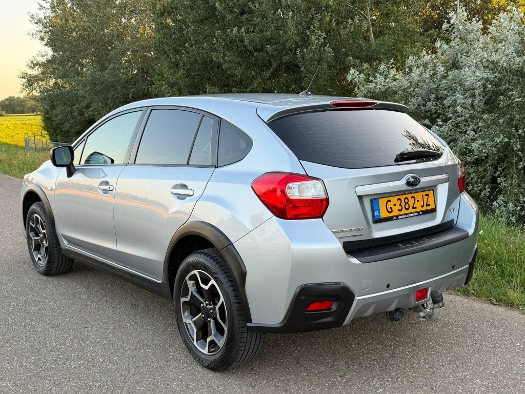 Subaru XV 1.6 I Automaat 84KW 2014 Grijs *Trekhaak*Airco*, Auto's, Euro 5, Stof, Zwart, 4 cilinders