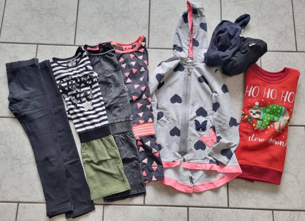 Z8 jurkjes en legging maat 116, Kinderen en Baby's, Meisje, Z8, Ophalen of Verzenden, Zo goed als nieuw