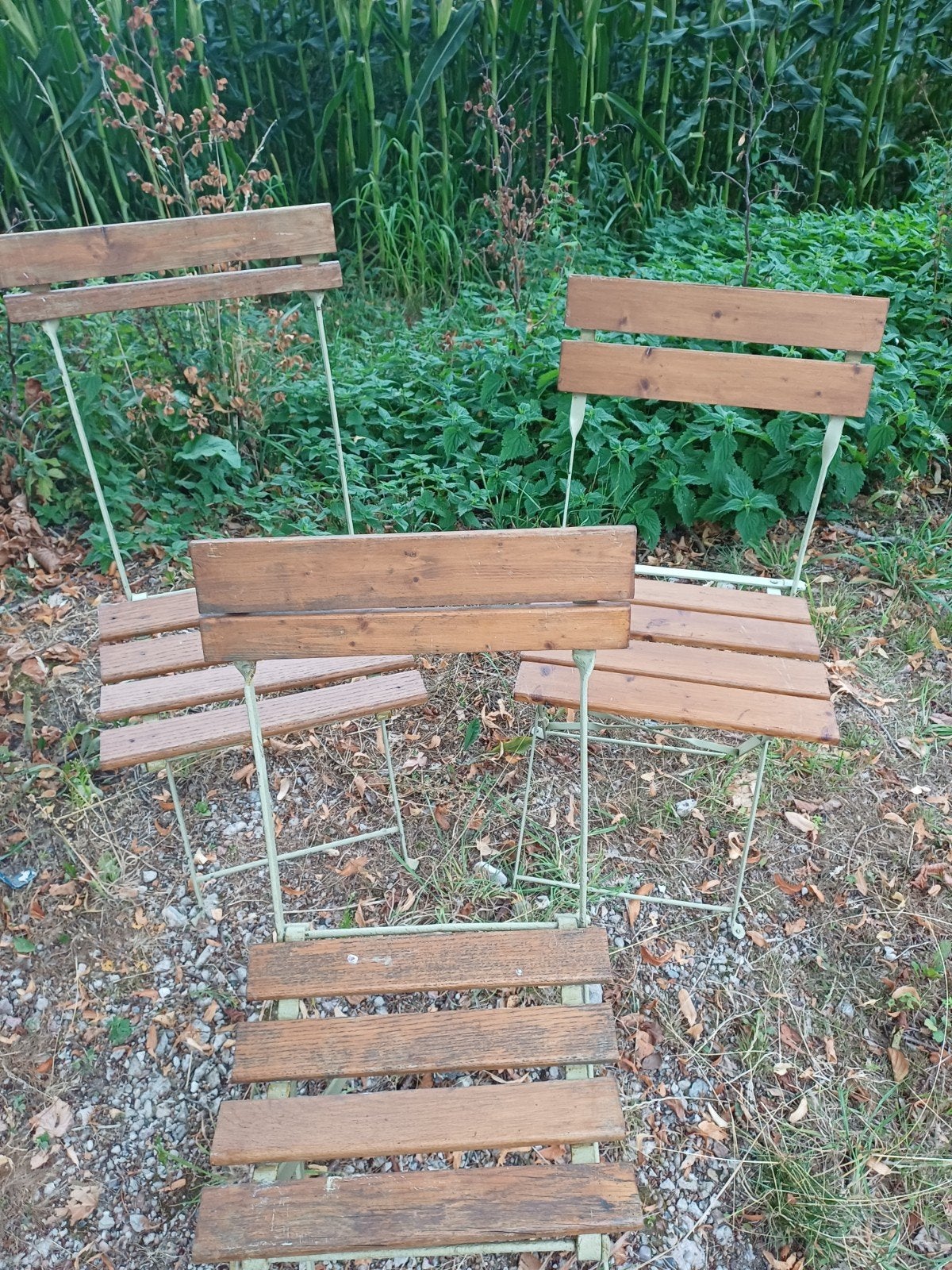3 Brocante ijzeren Stoeltjes, Ophalen