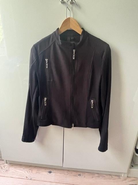 Jasje, stoer zwart, Kleding | Dames, Jasjes, Kostuums en Pakken, Zwart, Ophalen of Verzenden, Jasje, Maat 36 (S)