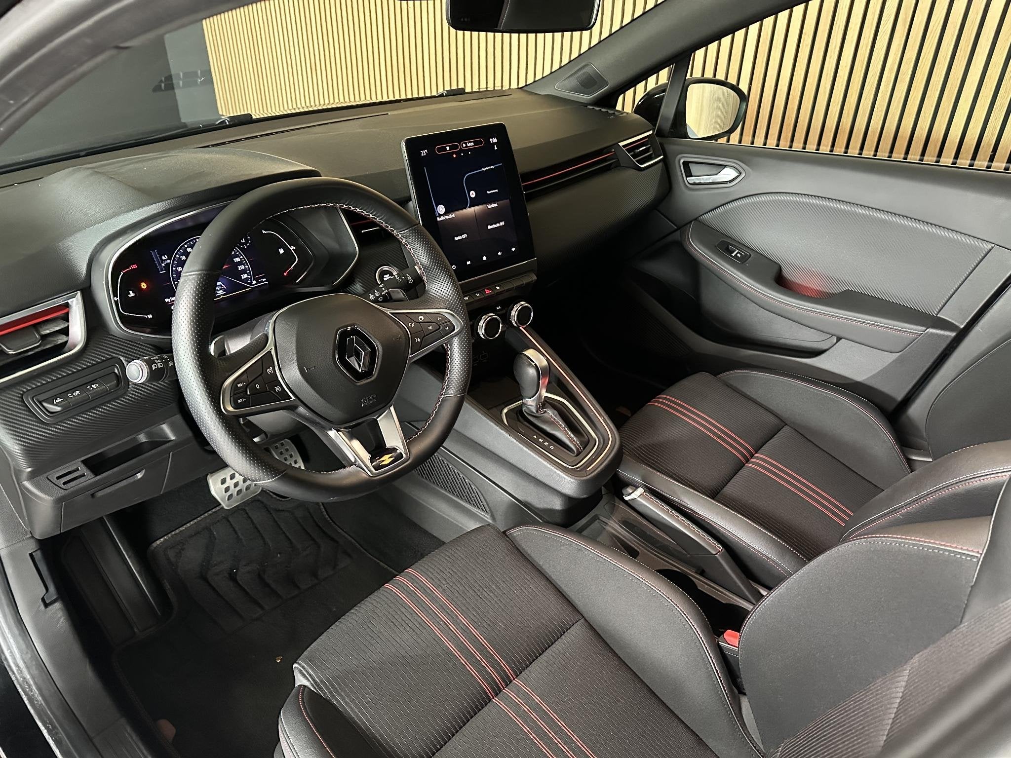 Renault Clio 1.3 TCe Initiale Paris RS-Line | Camera | Carpl, 15 km/l, Gebruikt, Euro 6, 4 cilinders