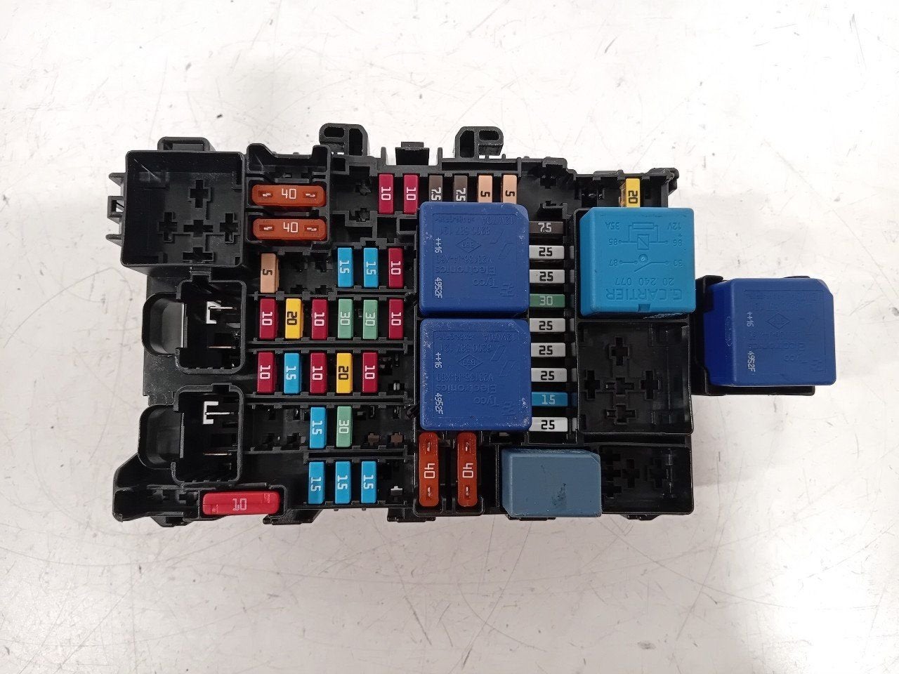 Zekeringkast Renault Grand Scénic, Onderdelen@venauto.nl, Van der Ven Autorecycling B.V., Gebruikt, Ettenseweg 76, 4706 PB Roosendaal, The Netherlands