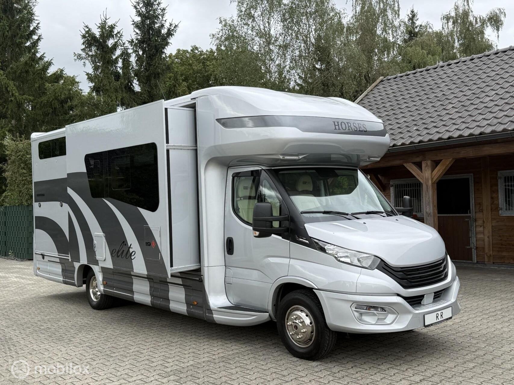 Iveco Daily Elite Paardenvrachtwagen Paardenwagen Motorhome, Dieren en Toebehoren, Gebruikt, Overige typen